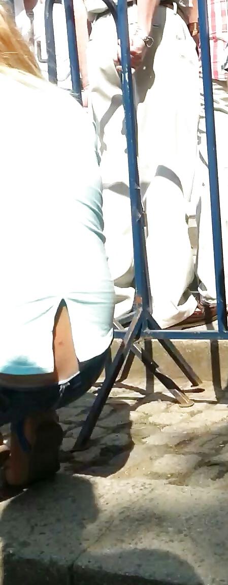25P Spy old + young sexy ass and panties romanian