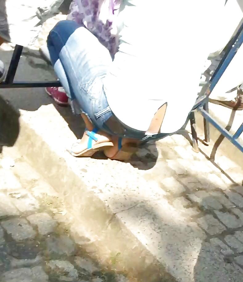 25P Spy old + young sexy ass and panties romanian