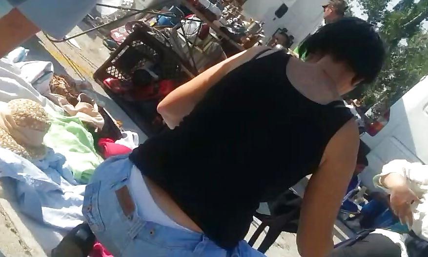 25P Spy old + young sexy ass and panties romanian