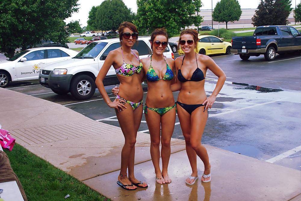 25P CAR Wash and Bikini Babes