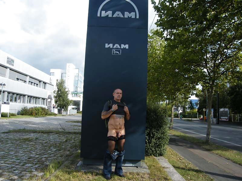 14P Berlin - fast ganz nackt - 02