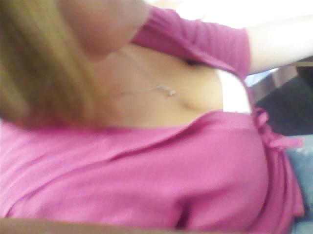 8P Candid Married Secretary Cleavage Downblouse