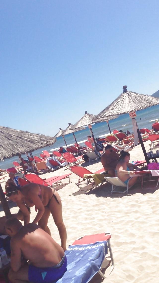 25P Candid Chubby Cleavage Mommy Bikini Slut