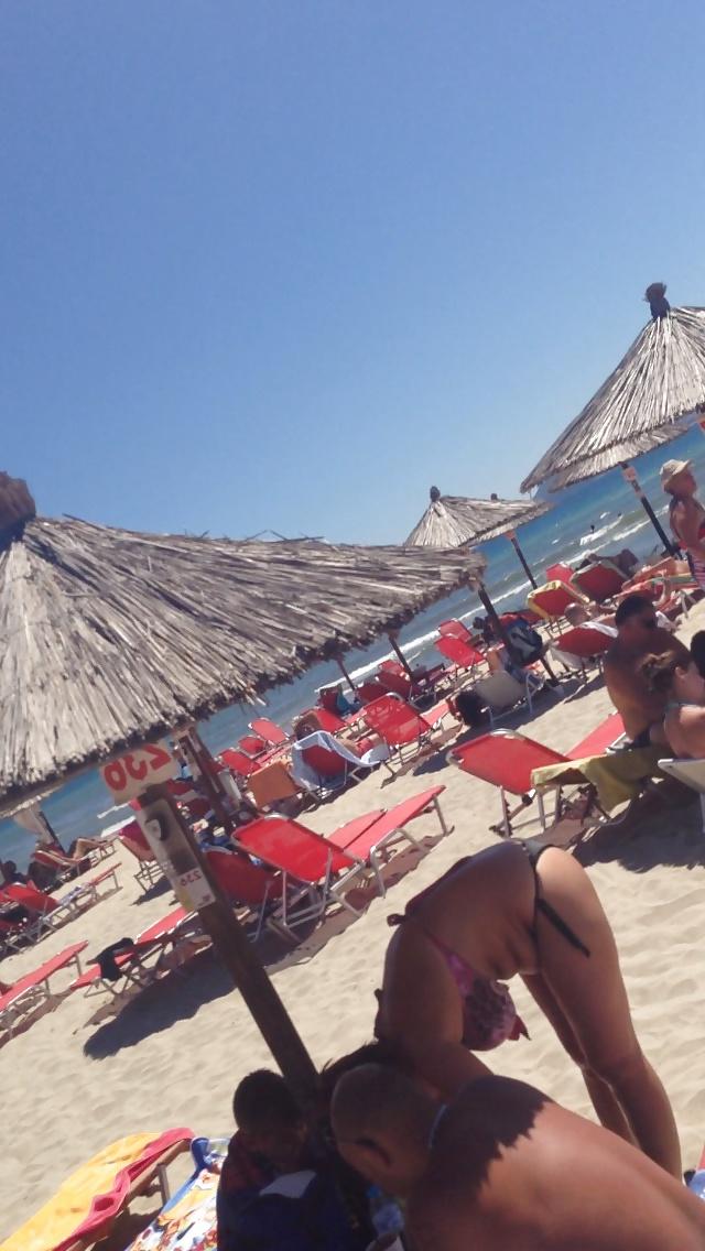 25P Candid Chubby Cleavage Mommy Bikini Slut