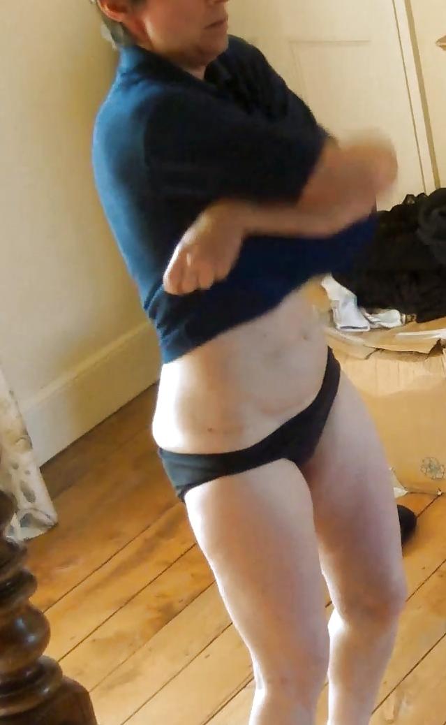 14P Wife dressing and undressing and nude voyeur