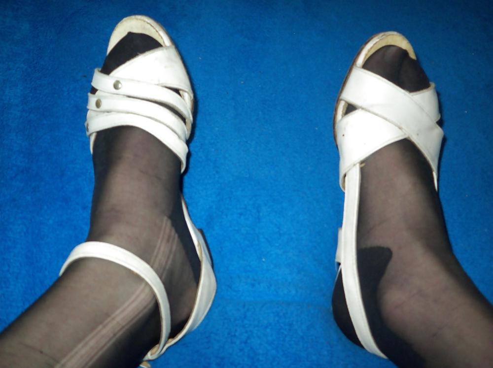 20P Schuh weißes Band prima
