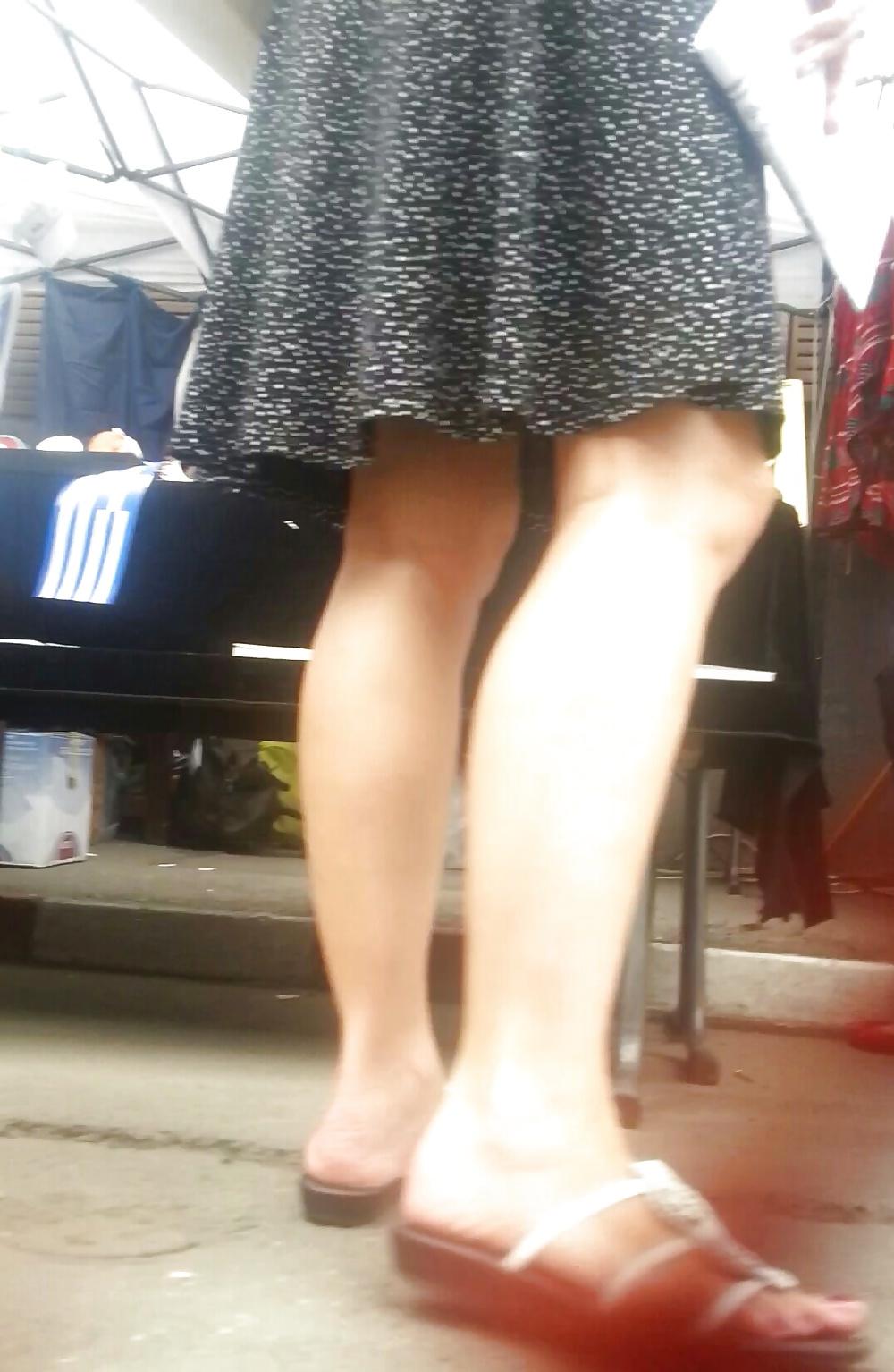 25P Spy old + young feet and legs romanian