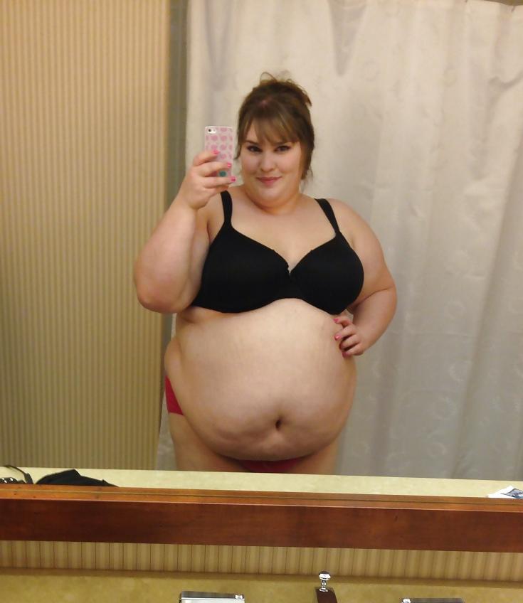 22P SSBBW belly pics 2