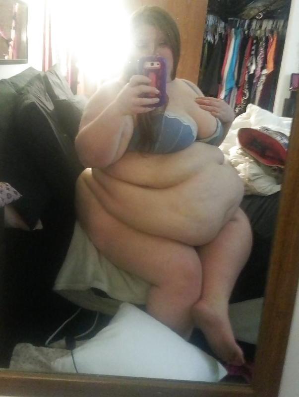 22P SSBBW belly pics 2