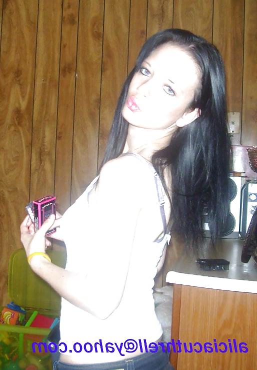 4P Sexy and Hot Mom Alicia