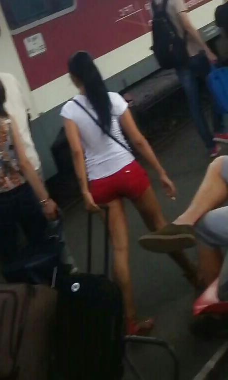 25P Spy old + young sexy ass romanian