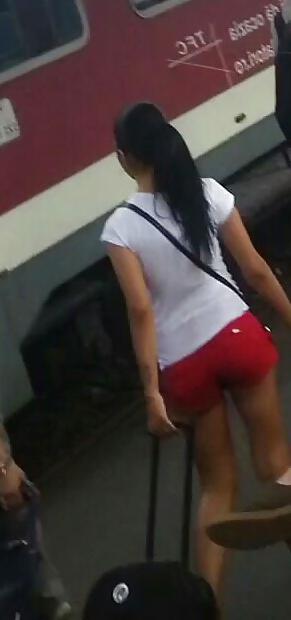 25P Spy old + young sexy ass romanian