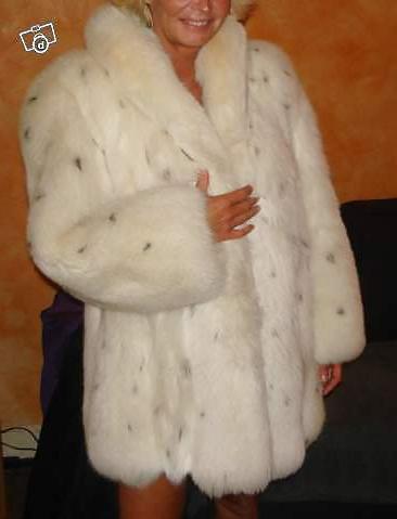 25P Girls in fur