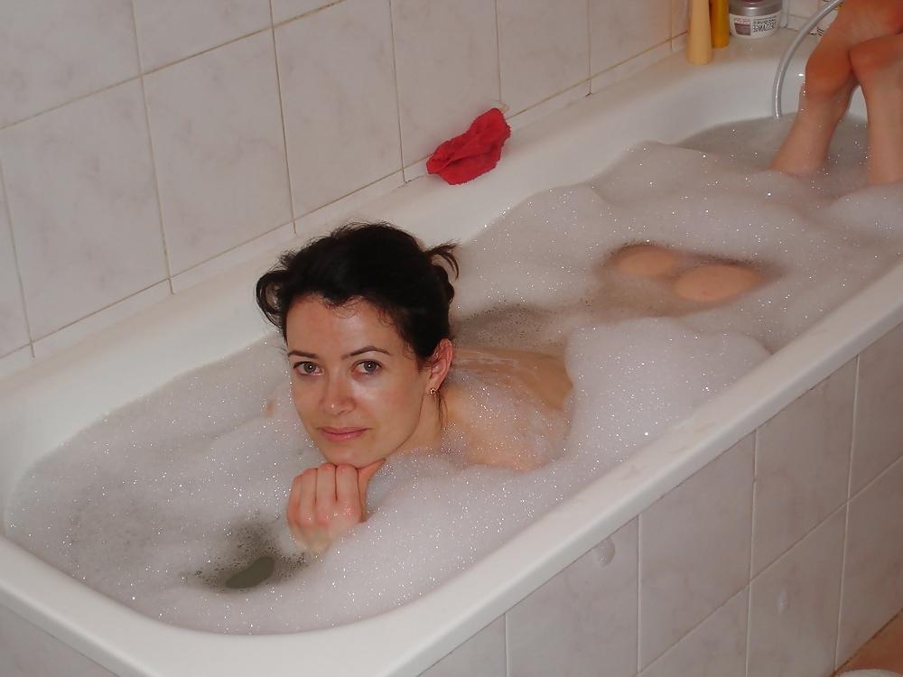 25P Skinny wife
