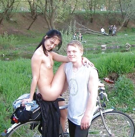 25P She loves bicycles!
