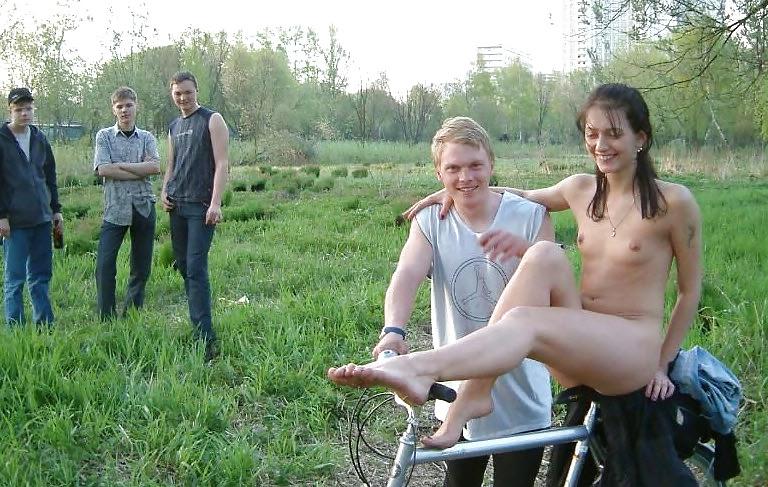 25P She loves bicycles!
