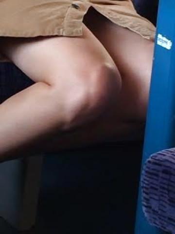 9P Candid blonde on train shows legs and upskirt