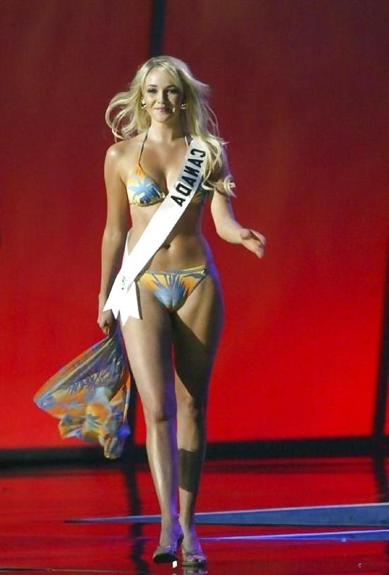 18P Celebrity Camel Toes