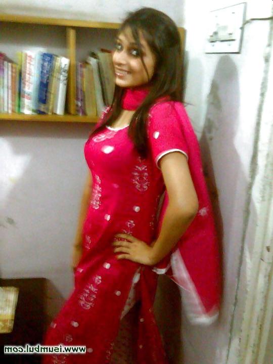 8P Paki sluts. Please cum over them.