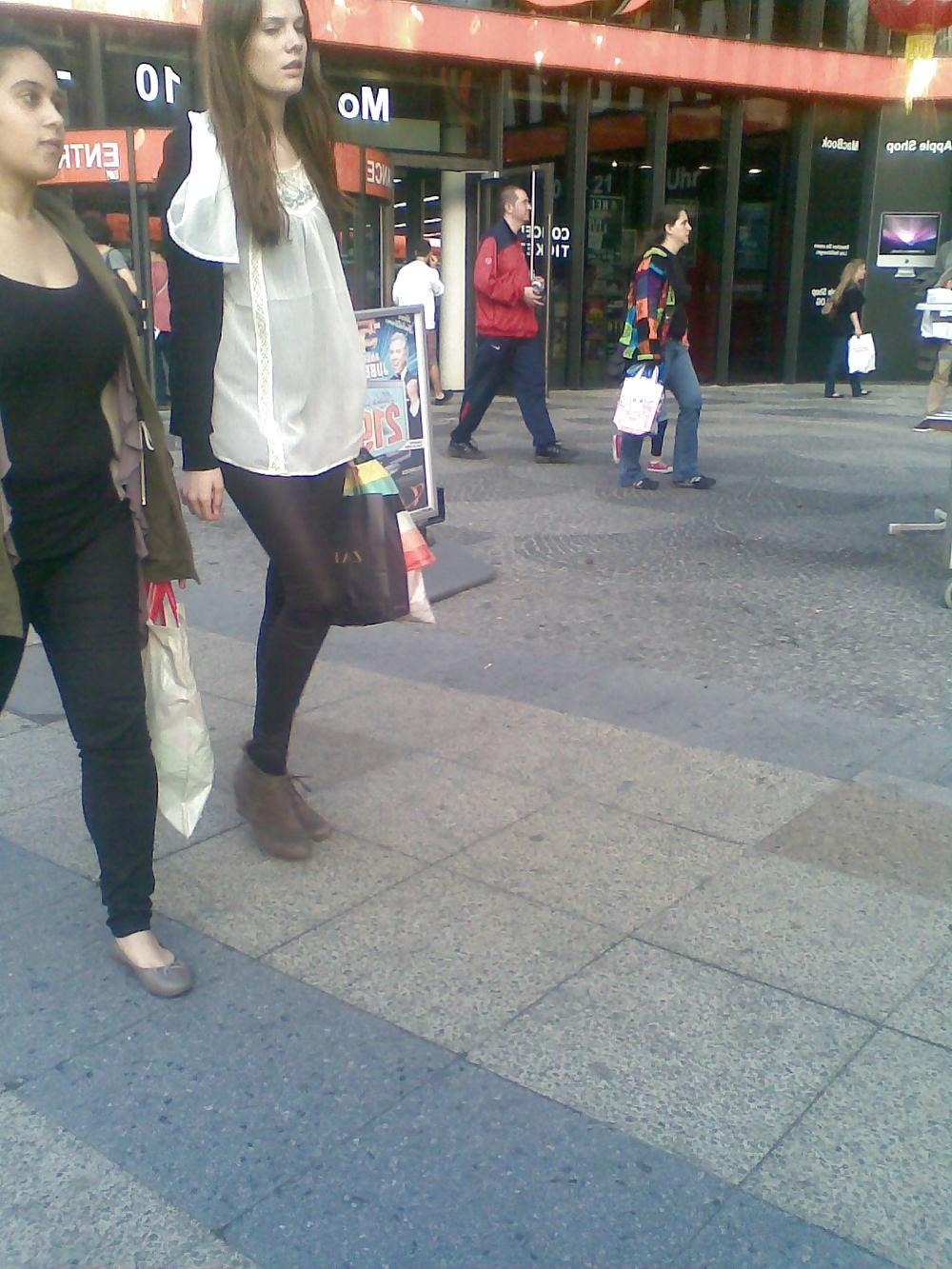 12P Berlin 02.04.11