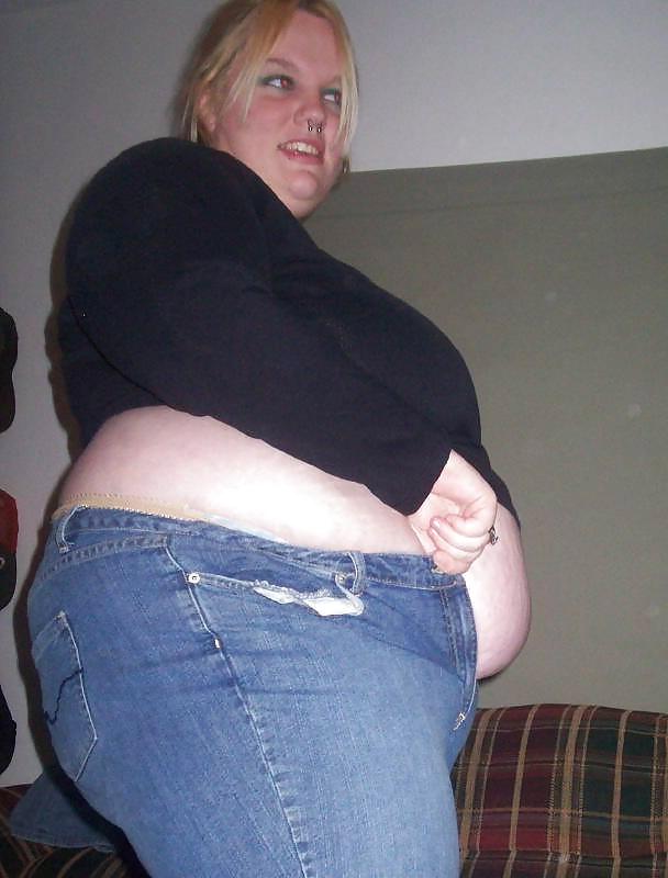 25P SSBBW belly pics 9