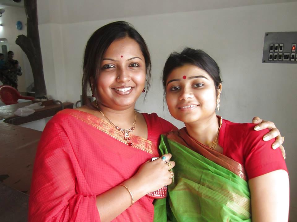 25P Bangla Housewife