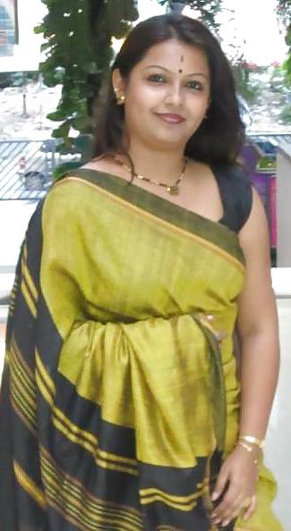 25P Bangla Housewife
