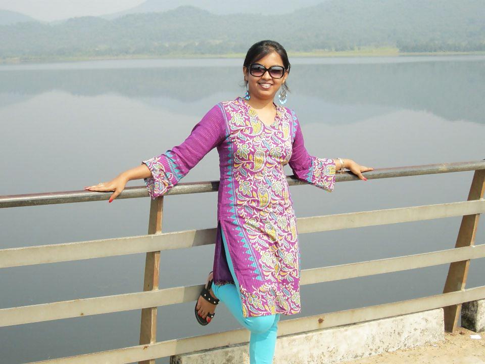 25P Bangla Housewife