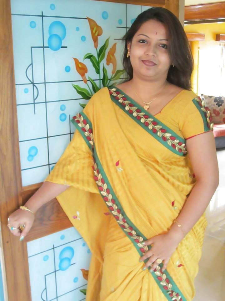 25P Bangla Housewife