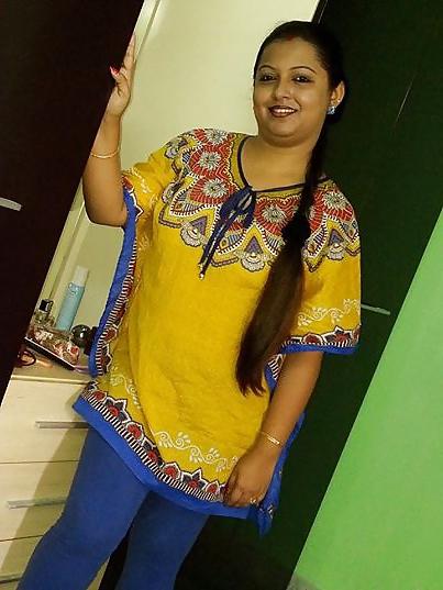 25P Bangla Housewife