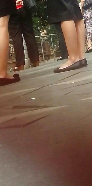 20P Spy old + young feet and legs romanian