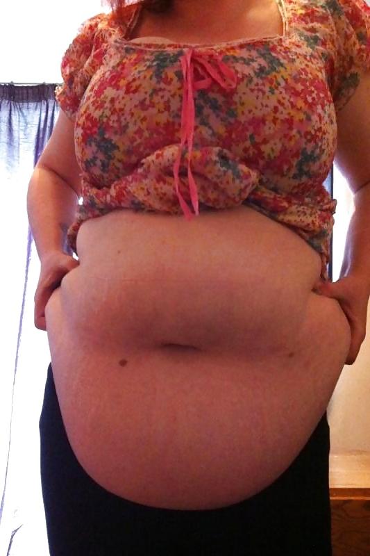 23P SSBBW belly pics 4