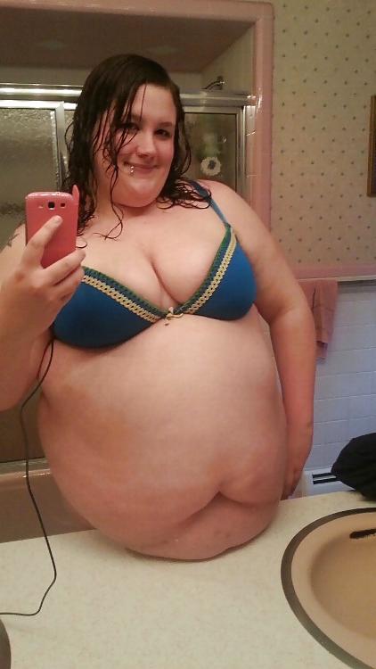 23P SSBBW belly pics 4