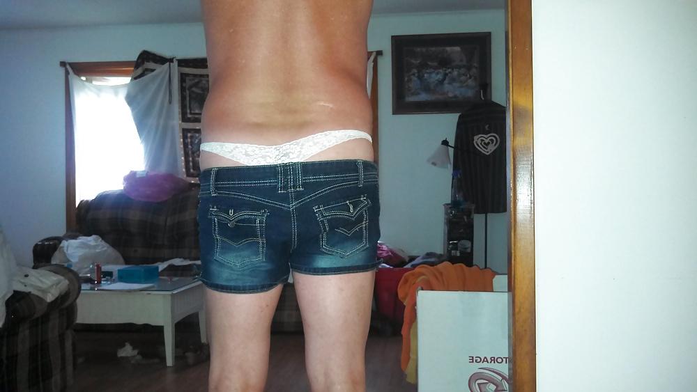 25P Hot Pants and legs