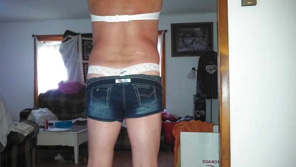 25P Hot Pants and legs