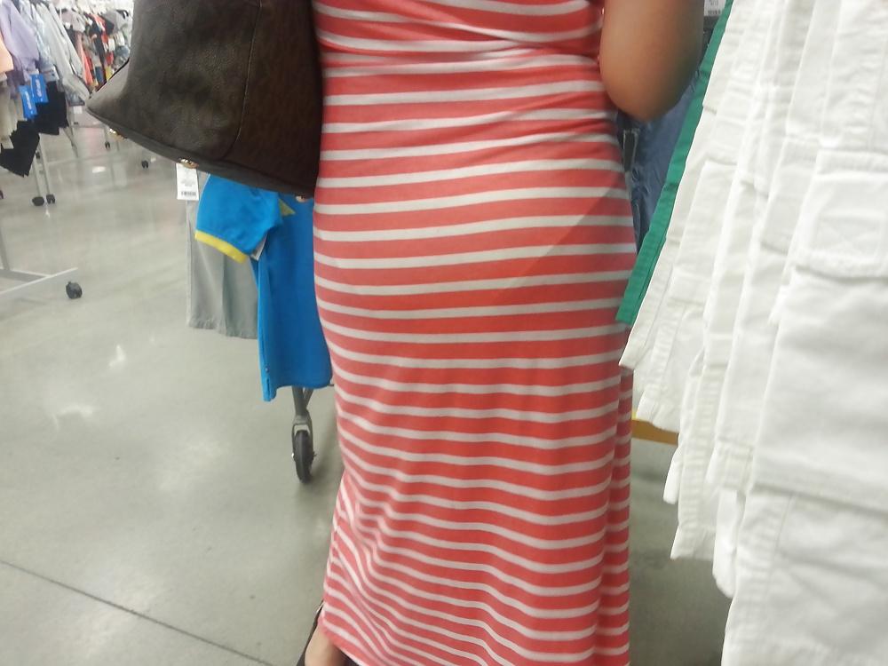20P Sexy Mexican Panty Line Candids