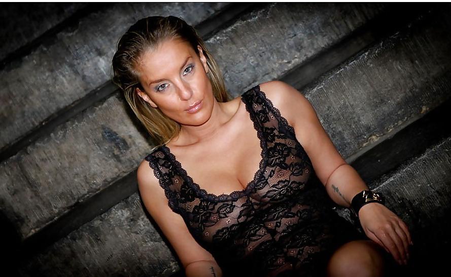 25P Romy Albano (belgische MILF)