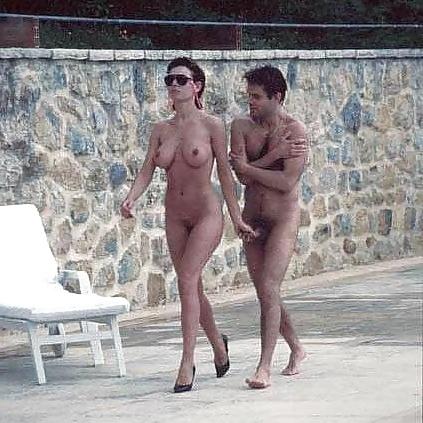 25P Nudist couple
