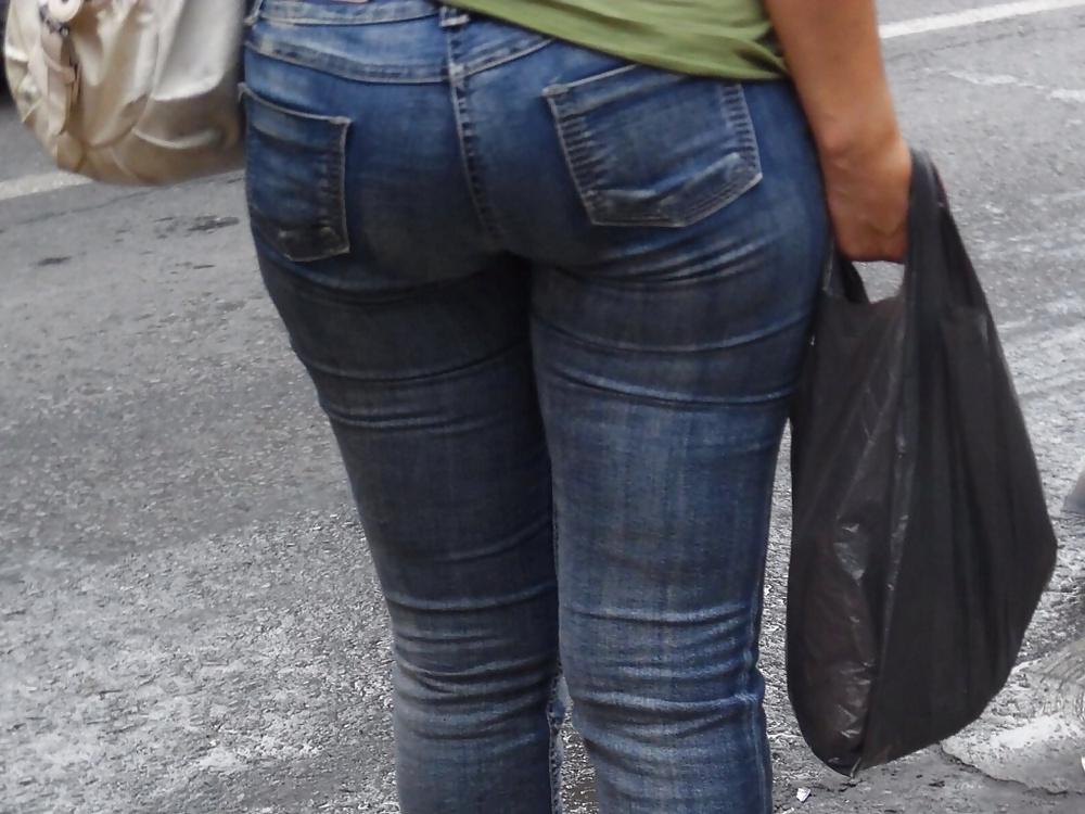 25P Fabulous Asses Culos fabulosos 