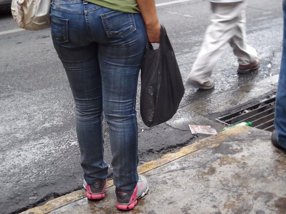 25P Fabulous Asses Culos fabulosos 