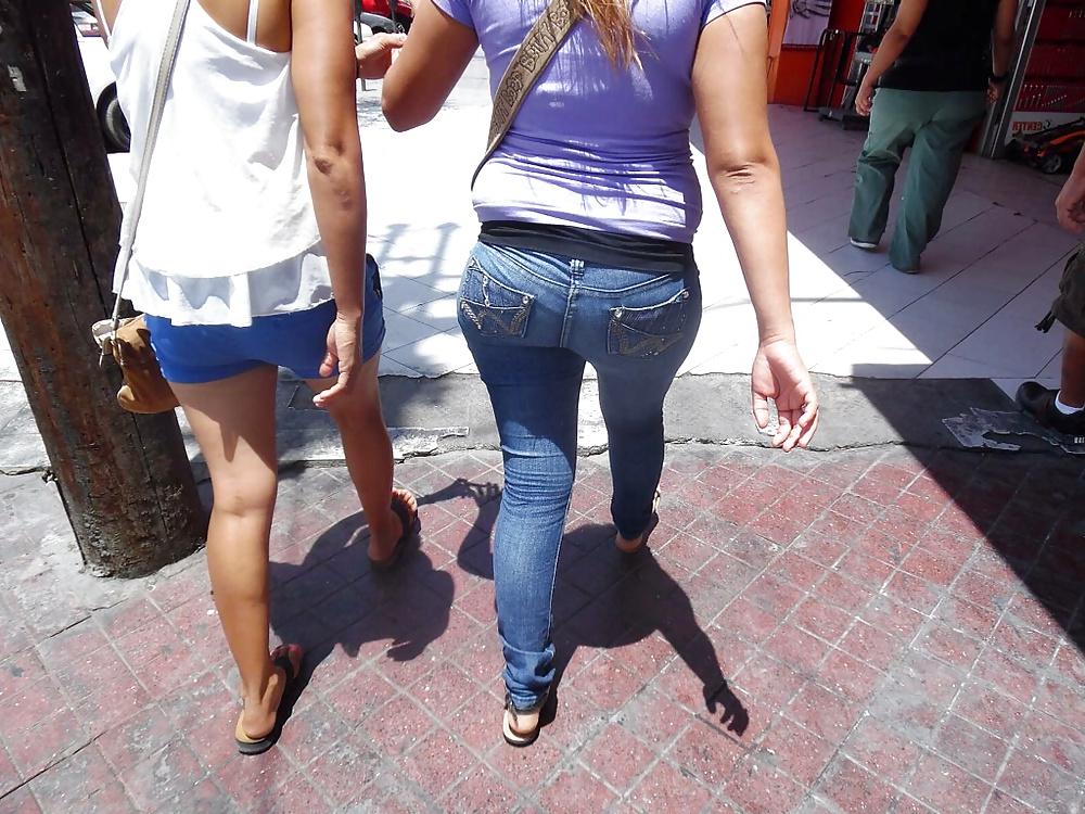 25P Fabulous Asses Culos fabulosos 