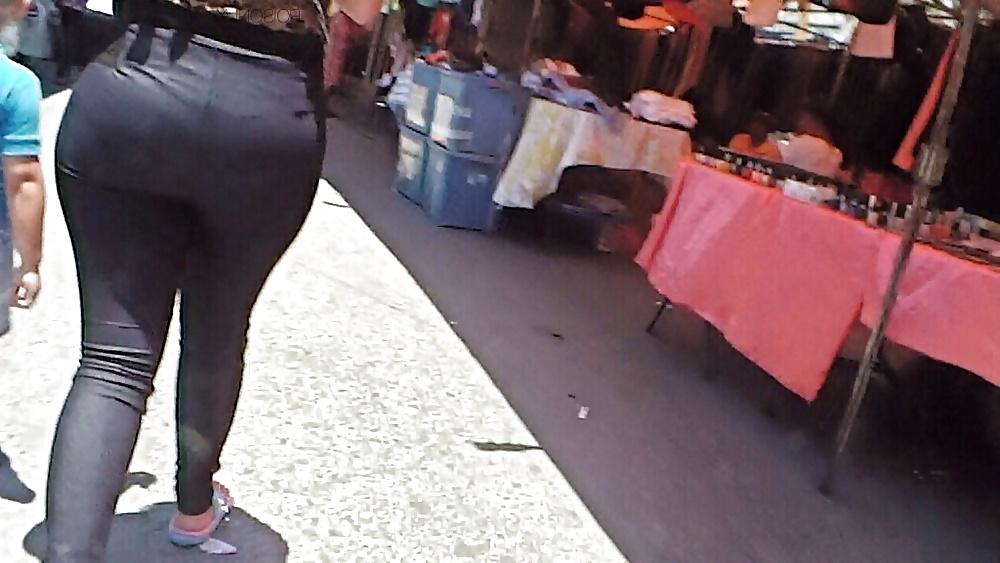 25P Fabulous Asses Culos fabulosos 