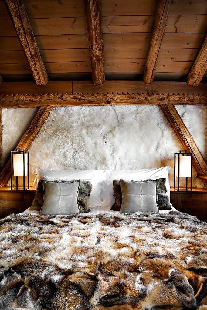 19P Fur Bed - pleasure on fur