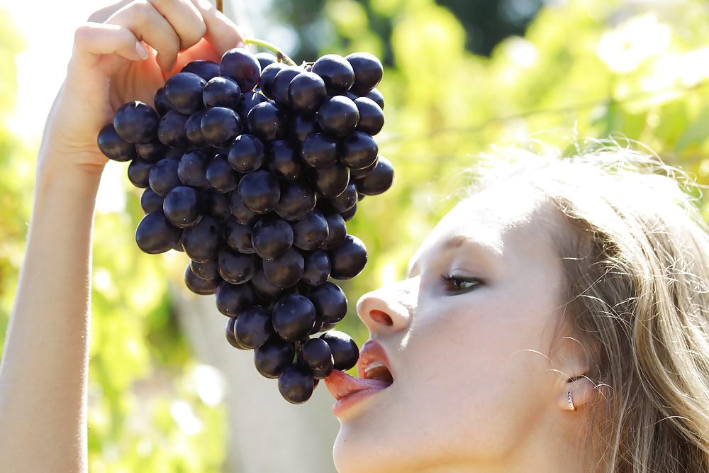 22P Nudist and Grapes