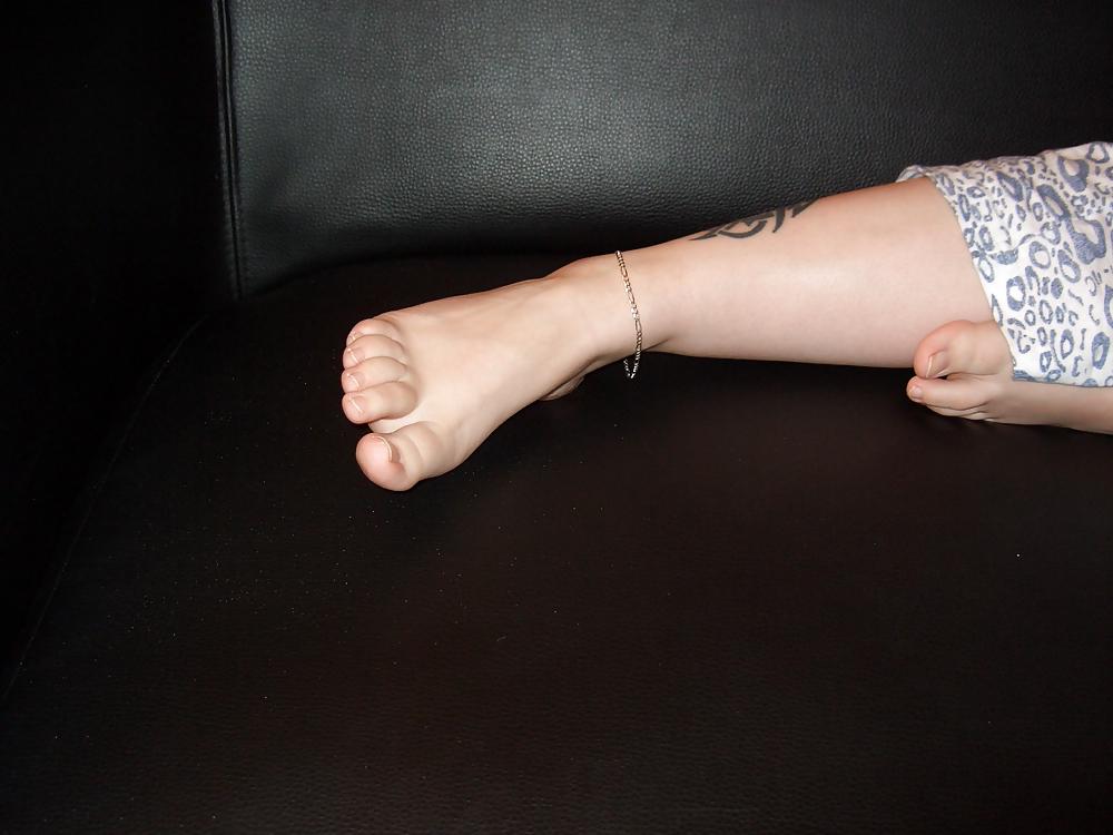 9P My wifs feet