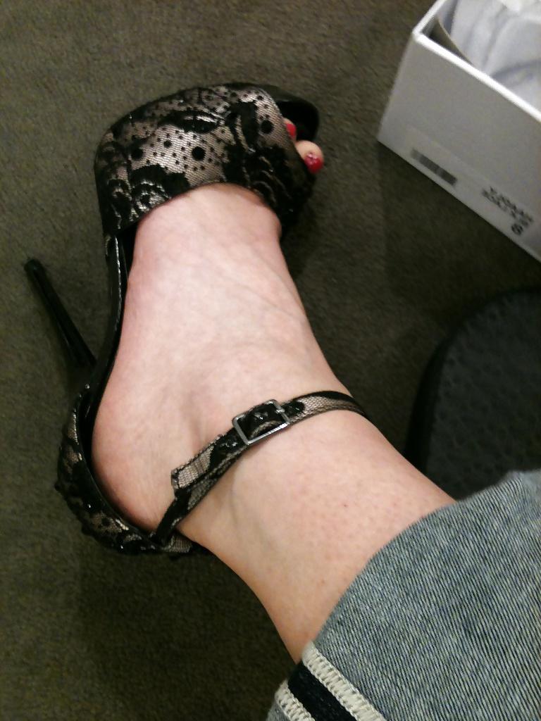 25P Shoes and shoejob pt. 4