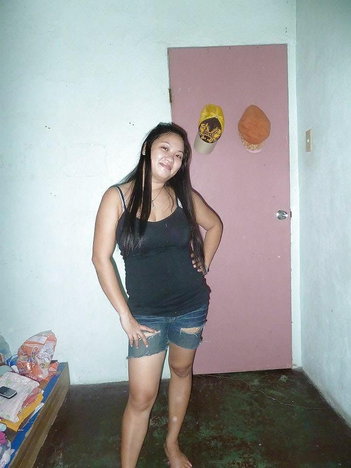 12P Filipina ninya ouano