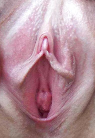 25P Only pussy and clit