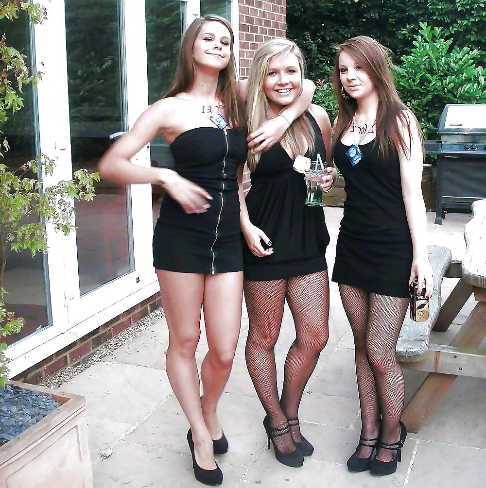 25P Leg Show 25
