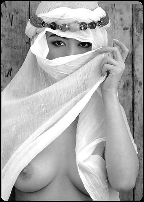 21P For you've touched her perfect body with your mind  ....